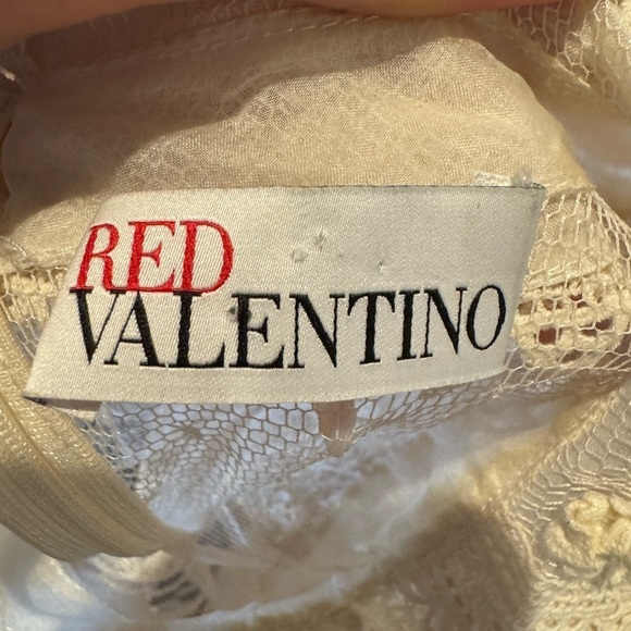 RED VALENTINO Lace Delicate Feminine Peter Pan Collar Romantic Dress in Neutrals - Picture 7 of 11